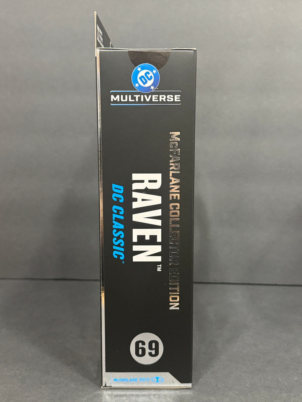 McFarlane DC Multiverse Raven Platinum Edition Collector Edition #69 7” Figure