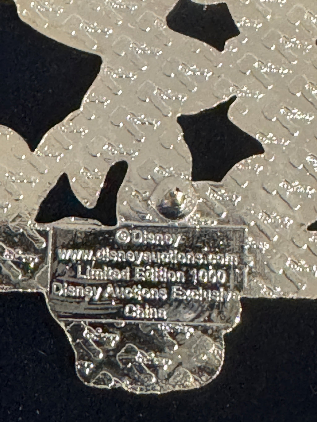 Disney Auctions Mickey & Minnie eBay GWP Pin LE 1000 PP30462