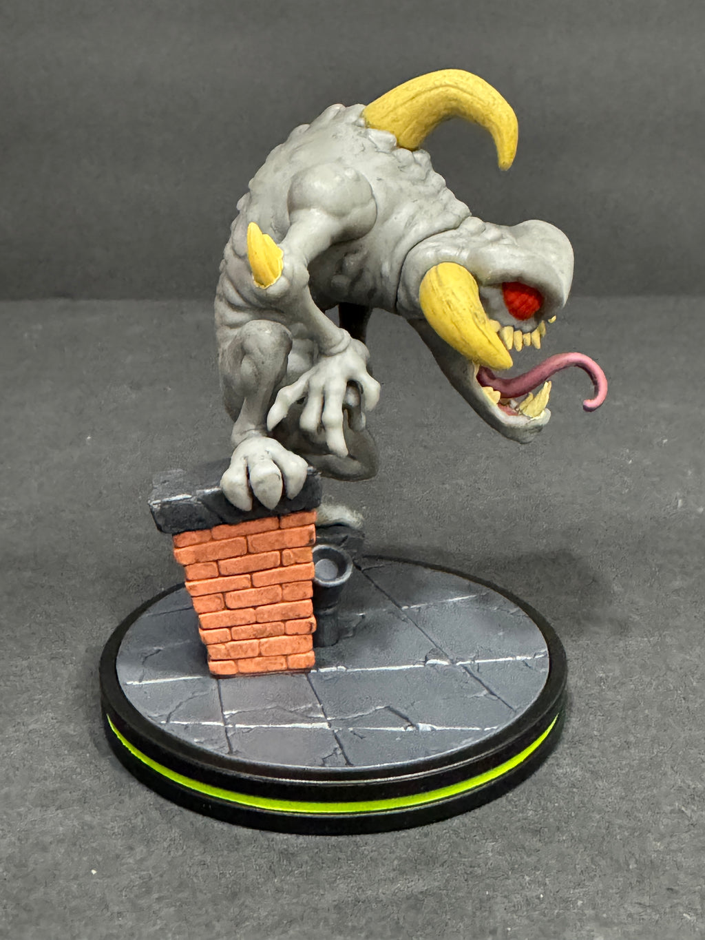 McFarlane Q-Fig Spawn Violator Figure – Wave 1
