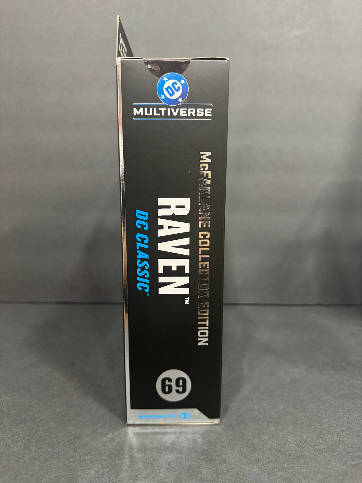 McFarlane DC Multiverse Raven DC Classic Collector Edition #69 7” Figure