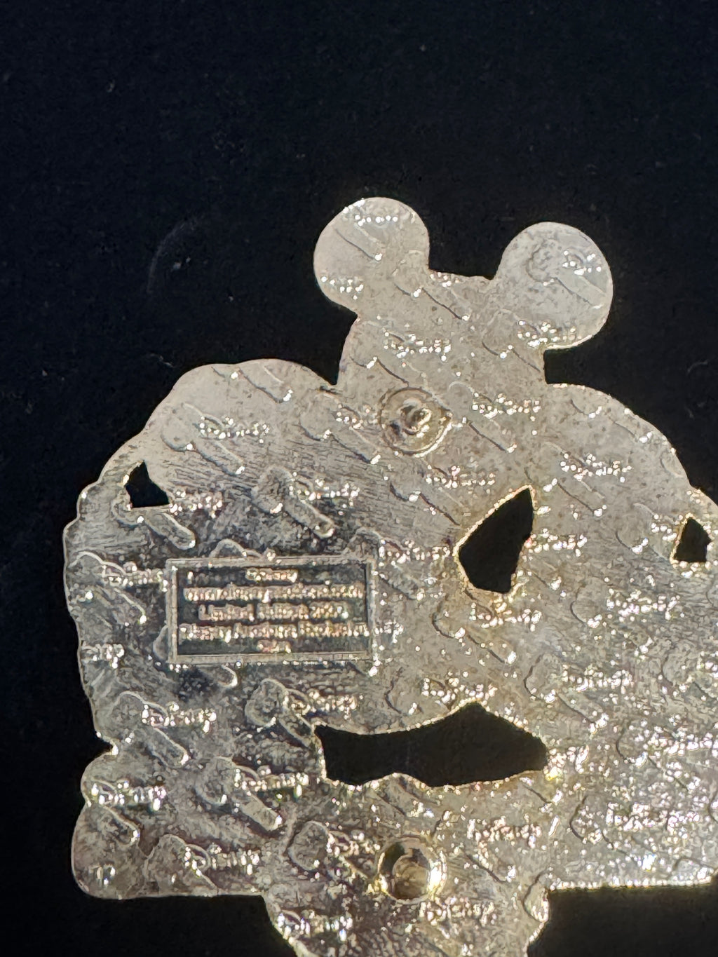 Disney Auctions Sorcerer Mickey Fantasia GWP Pin LE 2500 PP30555