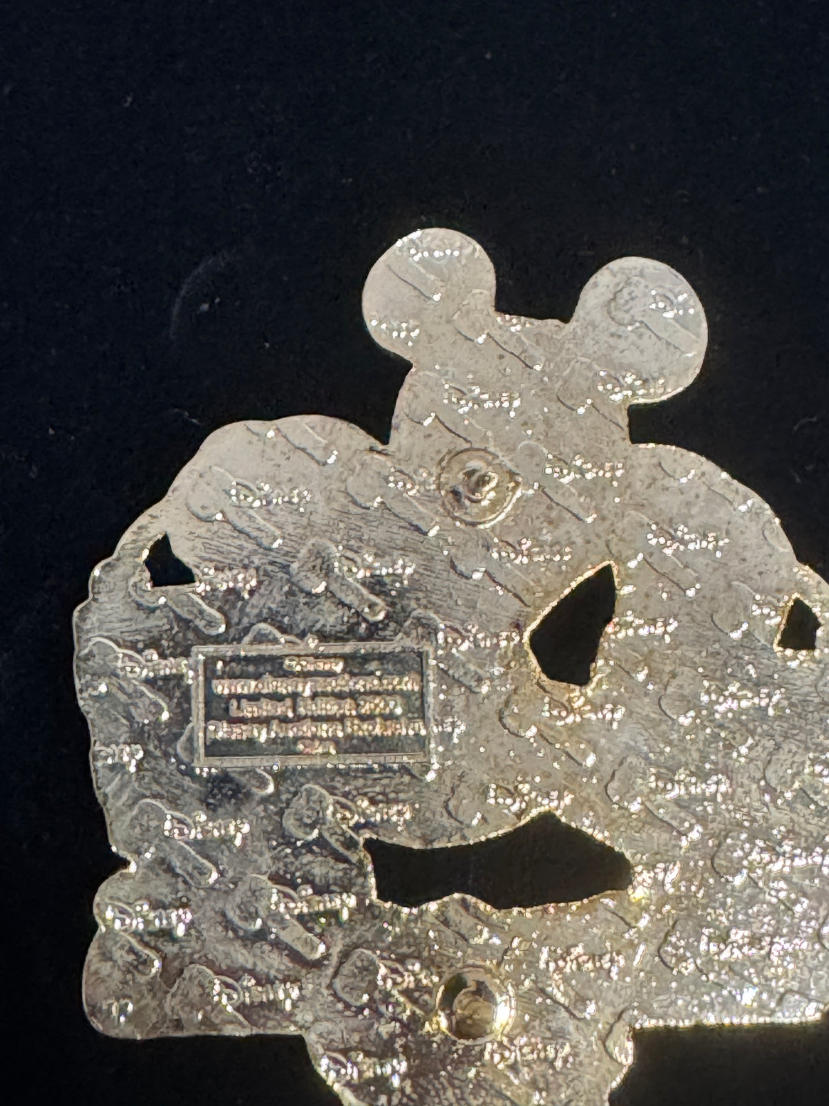 Disney Auctions Sorcerer Mickey Fantasia GWP Pin LE 2500 PP30555