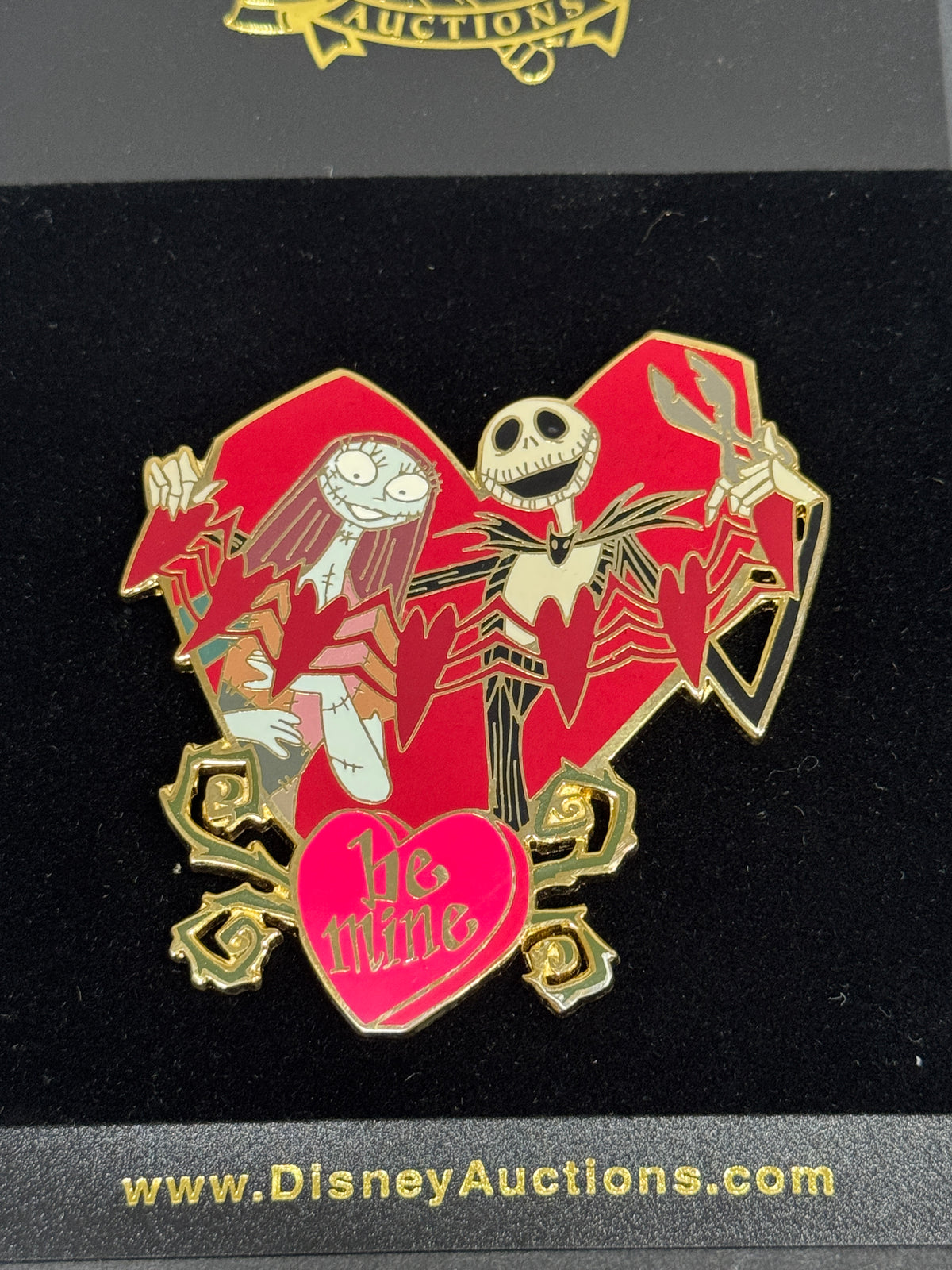Disney Auctions Jack Sally Be Mine Valentine Jumbo Pin LE 100 PP36621