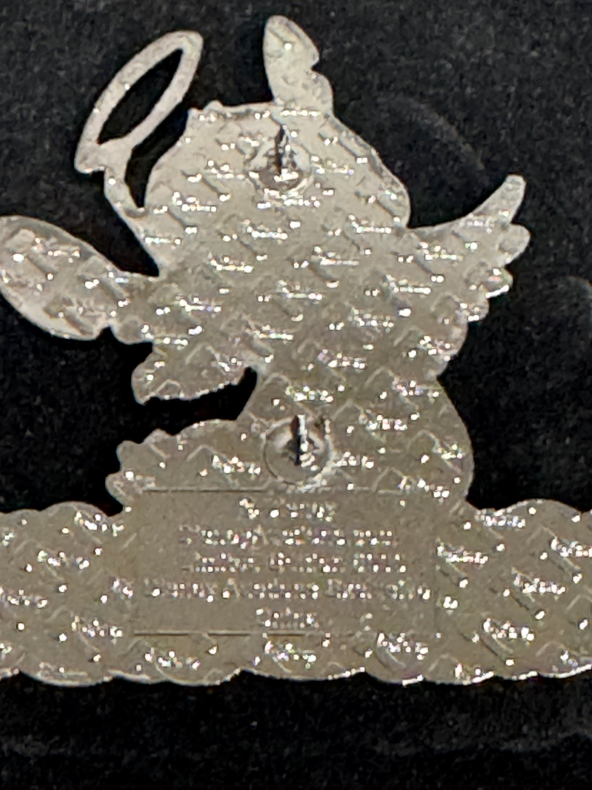 Disney Auctions Stitch Angel on Cloud Pin – GWP LE 5000 – Original Card