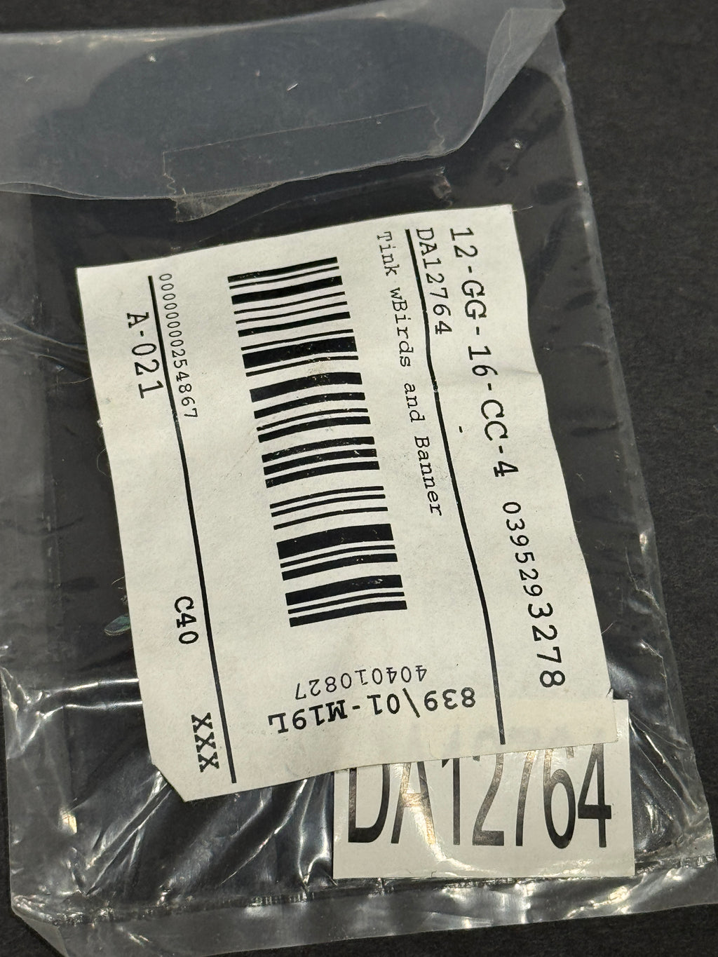Disney Auctions Tinker Bell Birds and Banner Pin – LE 1000 – Original Card
