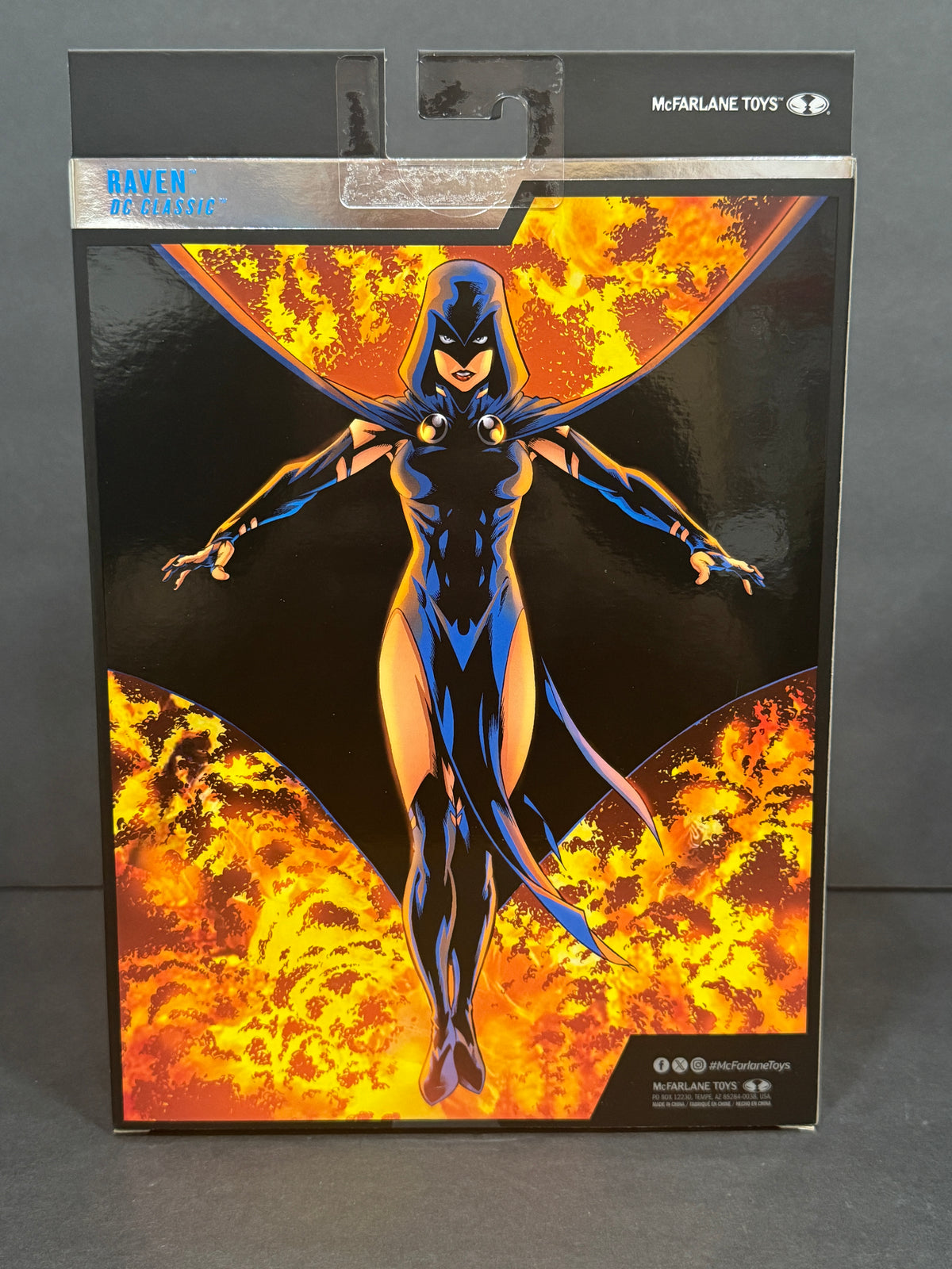 McFarlane DC Multiverse Raven Platinum Edition Collector Edition #69 7” Figure