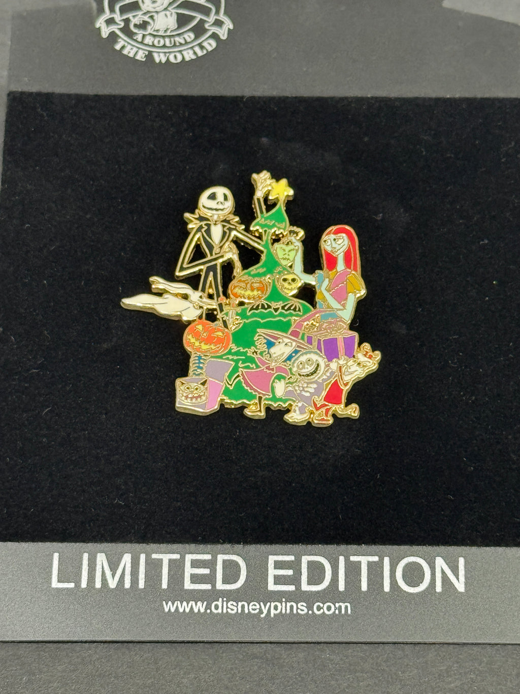 Disney Nightmare Before Christmas Home for the Holidays Pin – LE 250 – Original Card